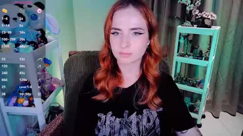 Snapshot of shyfoxxxy chatting on April 28, 2026, 5:07 pm Effie online show from April 28, 2026, 5:07 pm