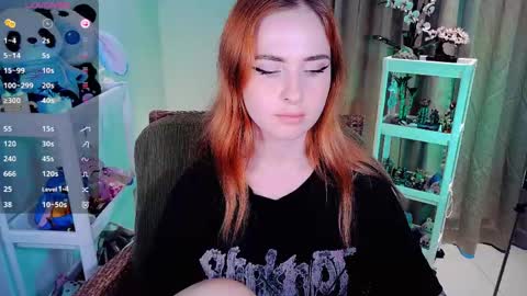 Snapshot of shyfoxxxy chatting on May 3, 2026, 5:13 am Effie online show from May 3, 2026, 5:13 am