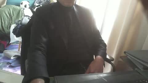 shyfrenchcock online show from April 13, 2026, 7:58 am