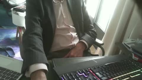 shyfrenchcock online show from April 22, 2026, 9:11 am