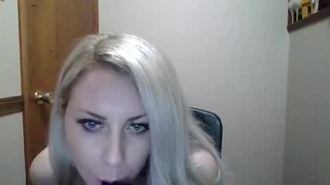 shygirlyxo online show from April 11, 2026, 7:45 am