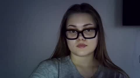 shynesssi online show from February 9, 2025, 6:11 am