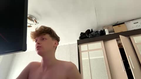 Snapshot of shyredstar chatting on February 15, 2025, 5:41 am Tom and Betty online show from February 15, 2025, 5:41 am