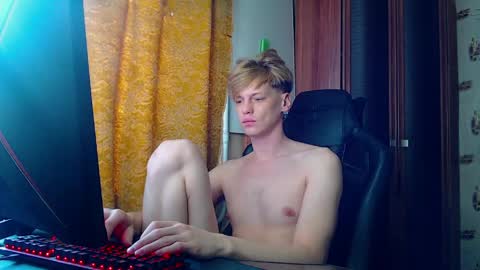 Tom and Betty online show from April 9, 2026, 4:34 am