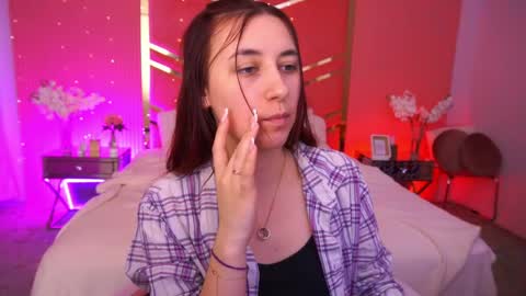 shyy_jany online show from May 20, 2026, 1:06 pm