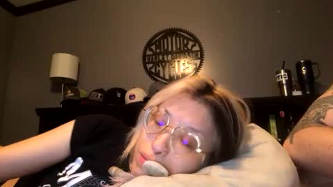 shyykiitty online show from January 28, 2025, 7:53 am