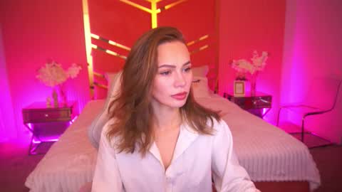 shyysiren online show from November 1, 2025, 8:27 am