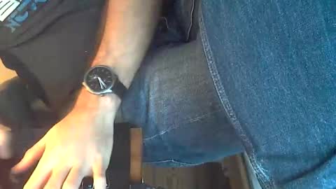 Snapshot of sibblii0 chatting on January 3, 2025, 12:08 pm Seba online show from January 3, 2025, 12:08 pm