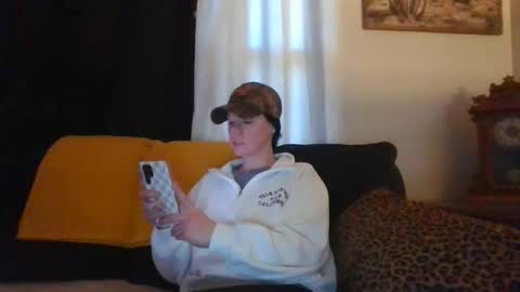 Snapshot of sidneyraee chatting on February 11, 2026, 8:03 pm Mrs. St. Patrickk online show from February 11, 2026, 8:03 pm