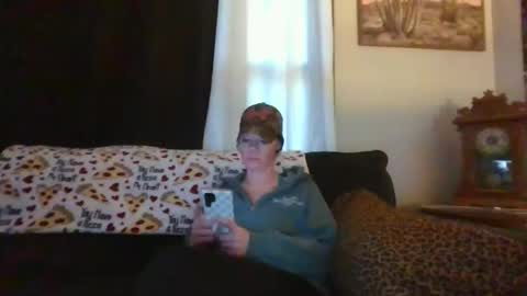 Snapshot of sidneyraee chatting on February 19, 2026, 7:54 pm Mrs. St. Patrickk online show from February 19, 2026, 7:54 pm