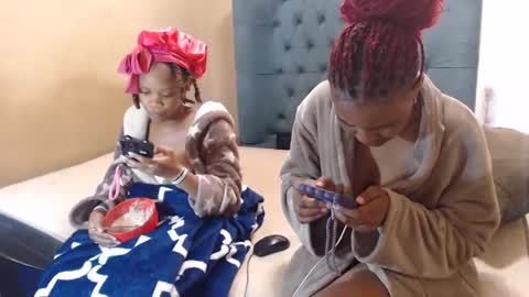 Snapshot of sieannabrown chatting on May 14, 2026, 10:00 am sieannabrown online show from May 14, 2026, 10:00 am