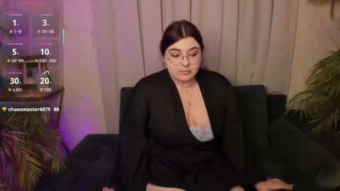 Snapshot of siena_aa chatting on February 19, 2026, 8:49 pm Siena online show from February 19, 2026, 8:49 pm