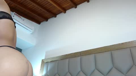 SIENA STONE online show from January 17, 2025, 7:49 pm