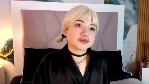Snapshot of sienna_desiree chatting on June 21, 2026, 6:49 am Sienna Desieree online show from June 21, 2026, 6:49 am