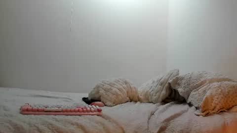 sienna_glow online show from June 26, 2026, 1:04 pm