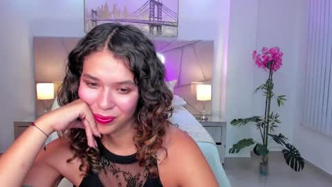 siiena online show from May 5, 2026, 6:38 pm