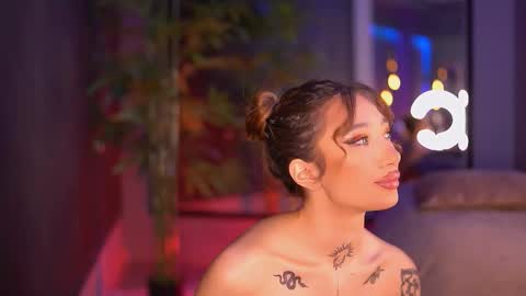 Snapshot of siennajayden chatting on October 27, 2025, 6:45 pm Sienna online show from October 27, 2025, 6:45 pm