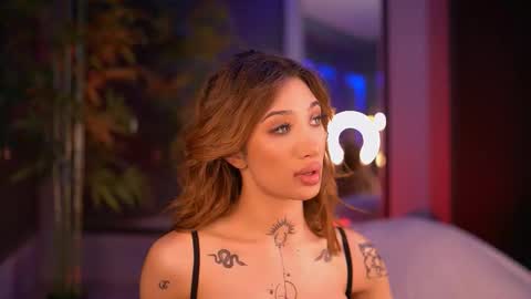 Snapshot of siennajayden chatting on November 10, 2025, 6:40 pm Sienna online show from November 10, 2025, 6:40 pm