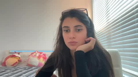 Snapshot of siensky chatting on October 1, 2025, 5:30 pm Sienna online show from October 1, 2025, 5:30 pm