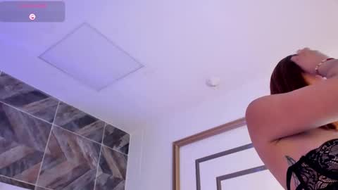 Snapshot of sierrataylor1 chatting on October 24, 2025, 12:30 am online show from October 24, 2025, 12:30 am