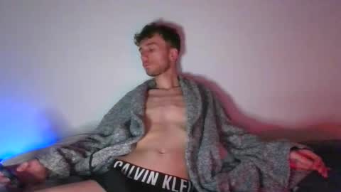 Snapshot of siiimon777 chatting on March 21, 2026, 8:19 am siiimon777 online show from March 21, 2026, 8:19 am