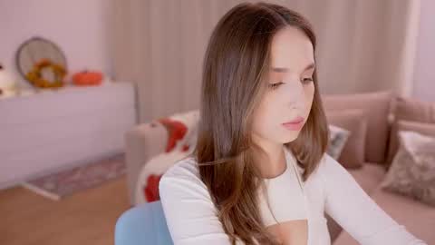 Snapshot of silent_chill chatting on October 27, 2025, 2:21 pm Chilli online show from October 27, 2025, 2:21 pm