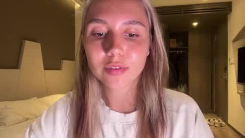 You fav Miss Si online show from March 5, 2026, 4:03 pm