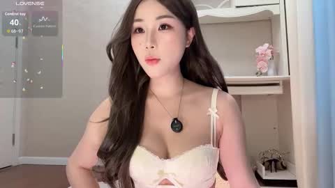 sililis online show from March 17, 2026, 5:55 am