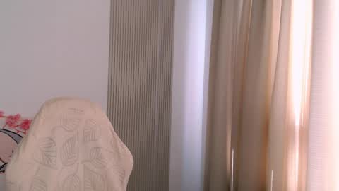 Snapshot of silk_ann chatting on May 26, 2026, 11:28 am silk_ann online show from May 26, 2026, 11:28 am