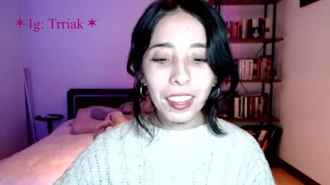 silkbite online show from April 18, 2026, 7:01 am