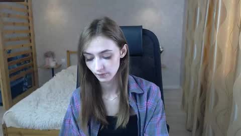 silkymiley online show from September 9, 2025, 1:38 am