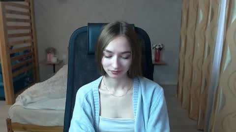 silkymiley online show from October 1, 2025, 6:41 am