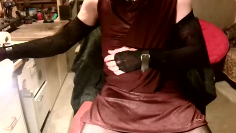 tom online show from March 4, 2025, 11:22 pm