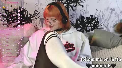 Snapshot of silly_soul chatting on September 23, 2025, 4:32 pm Mia online show from September 23, 2025, 4:32 pm