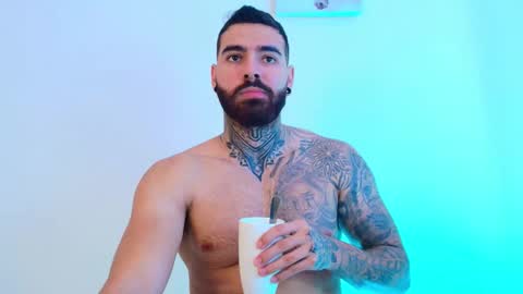 Snapshot of silvano_torrez chatting on February 4, 2026, 5:08 pm silavno online show from February 4, 2026, 5:08 pm