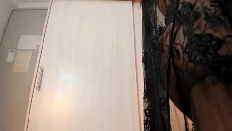 silverosequeen online show from September 26, 2025, 10:19 am