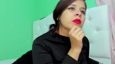 Snapshot of silvia_richiej chatting on January 20, 2025, 2:53 am silvia online show from January 20, 2025, 2:53 am