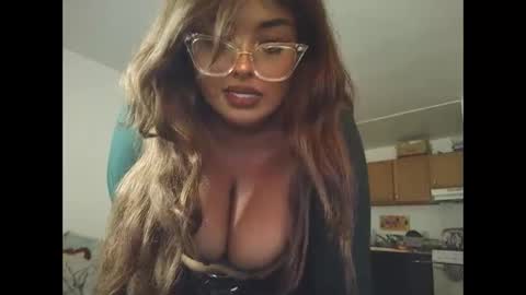 Simin Fox online show from October 24, 2025, 11:34 pm