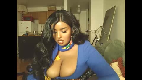 Simin Fox online show from November 8, 2025, 4:01 am