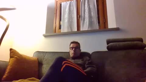 Italiandaddyitalydickassbottomassholecomshowmasturbatenudeboyitalyatleticcutemuscolarhardcockdickboy online show from October 27, 2025, 9:52 pm