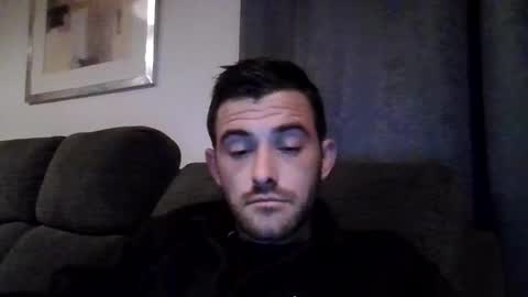 simomoliver online show from November 22, 2025, 2:32 am