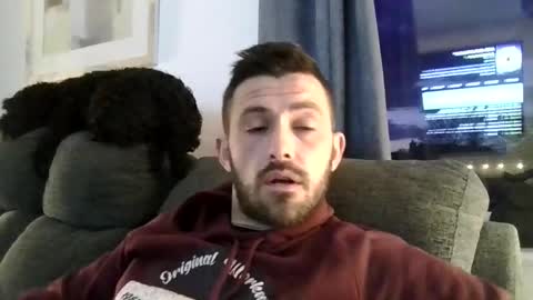 simomoliver online show from April 20, 2026, 7:59 pm