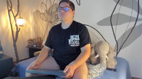 simon colt online show from October 6, 2025, 4:48 pm