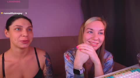 simona_moonshine online show from March 28, 2026, 3:06 am