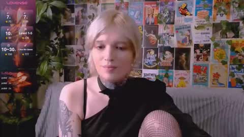Simona online show from October 14, 2025, 1:17 am