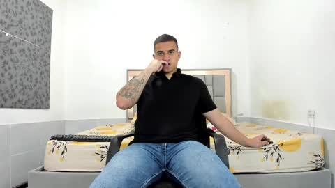 SIMON KELER online show from April 23, 2026, 5:41 am