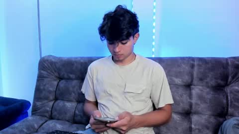  Simon  online show from January 18, 2025, 3:16 pm