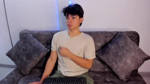  Simon  online show from February 11, 2025, 2:57 pm