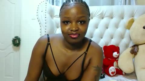 simply_eve1 online show from March 27, 2026, 12:16 am