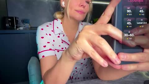 A present for me  online show from January 11, 2026, 6:46 pm